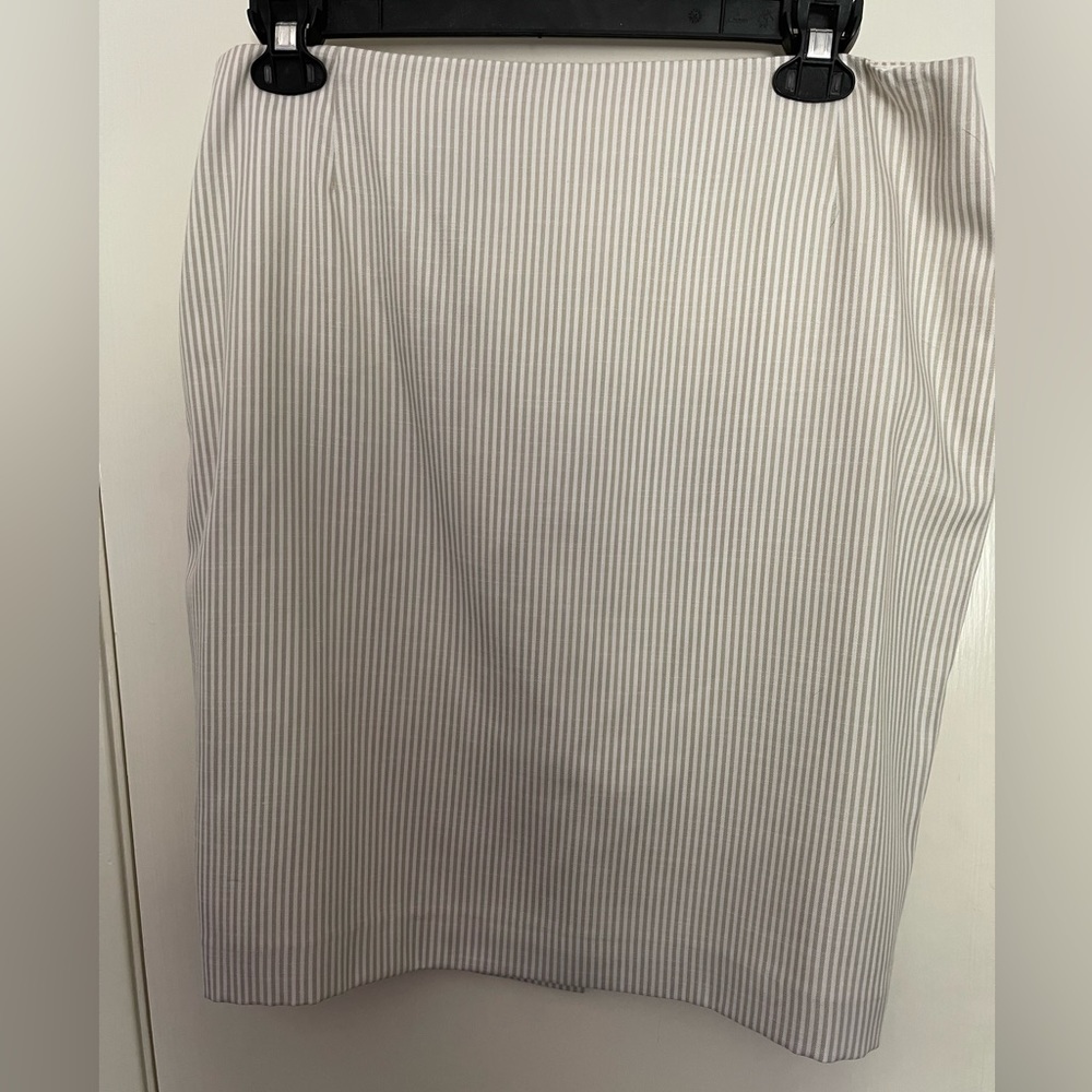 NWT Alex Marie career skirt